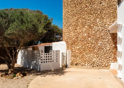 Terraza con anexo almacén